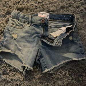 Girls Abercrombie shorts